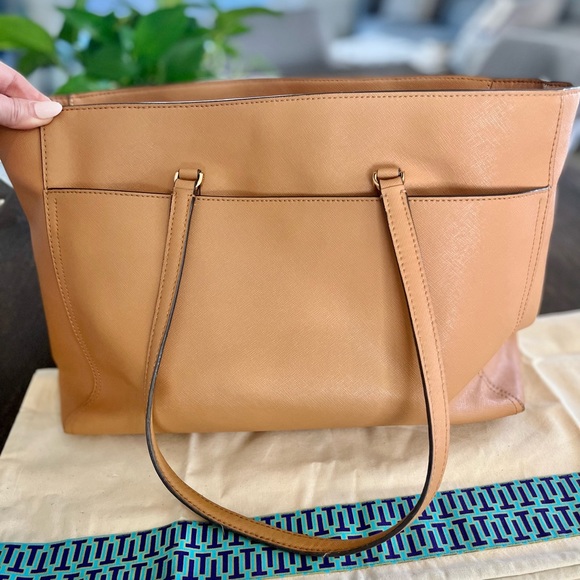 Tory Burch Robinson Tote 46334 - Picture 9 of 10